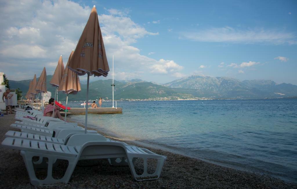 Adriadome Paradise Bijela Exteriér fotografie